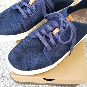 NWB. Olukai Navy Sneakers.  Womens 8.5